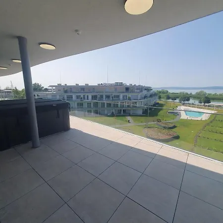 Apartament Szemesbay By Bltn